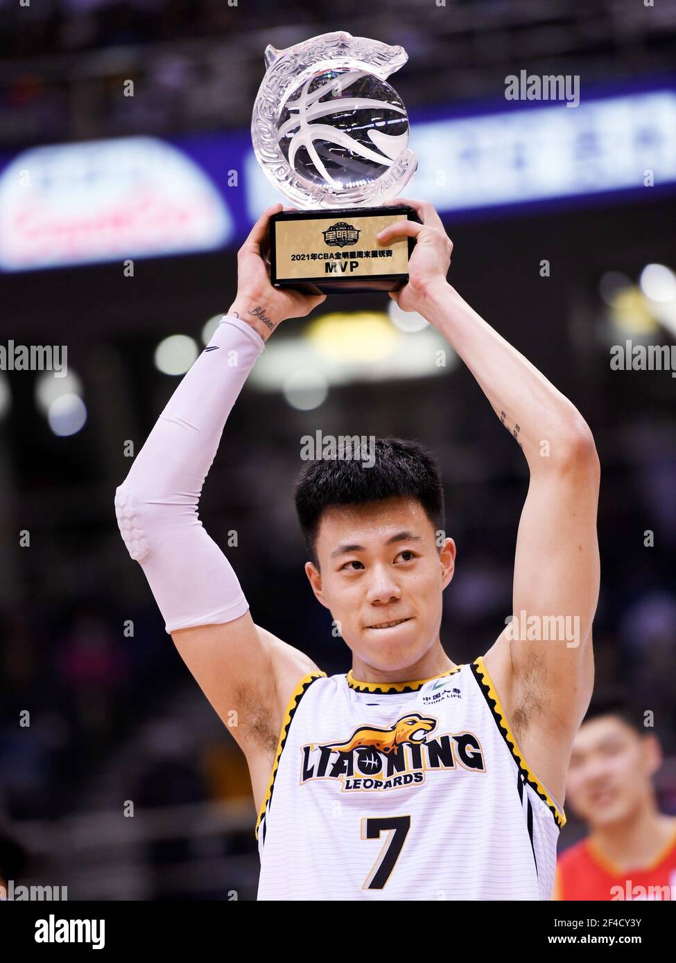 现代足球不